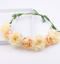 Load image into Gallery viewer, Elegant Flower Hairband