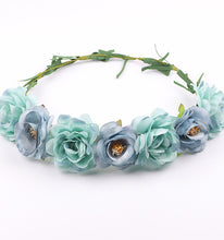 Load image into Gallery viewer, Elegant Flower Hairband