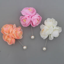 Load image into Gallery viewer, Camellia  Boutonniere